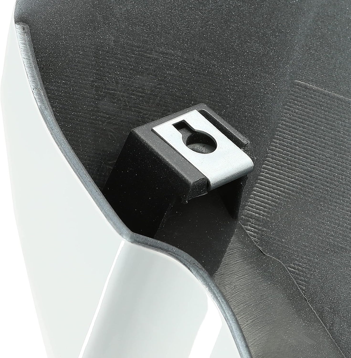 White Hood Scoop T865