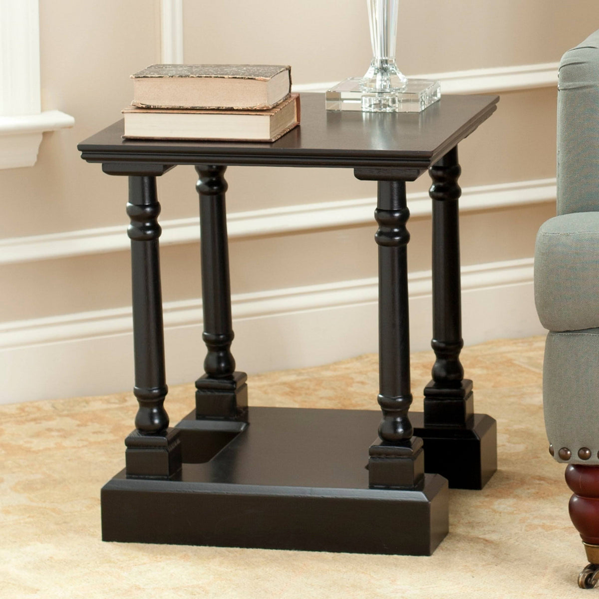 Black End Table V496