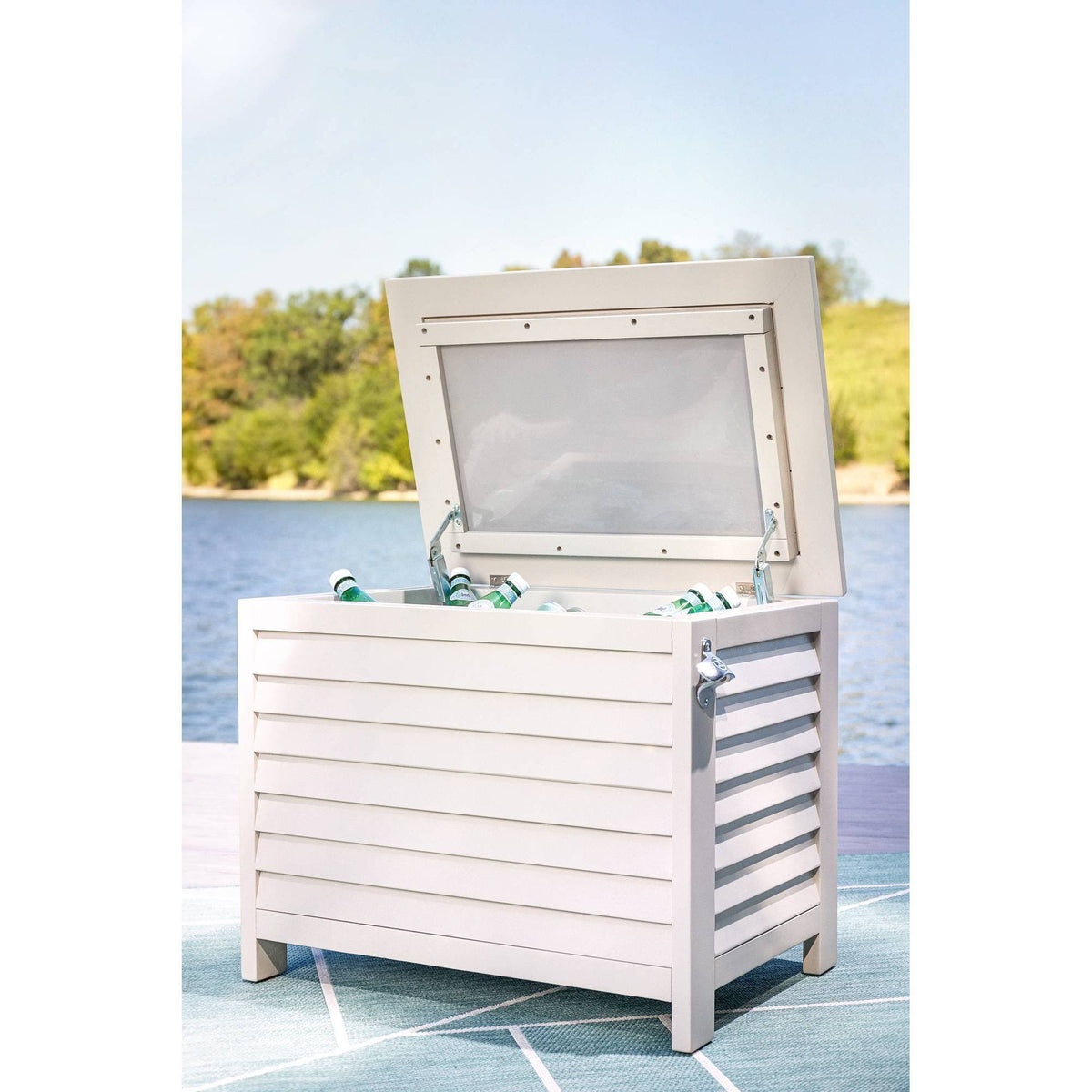 White Acacia Wood Cooler Q26565