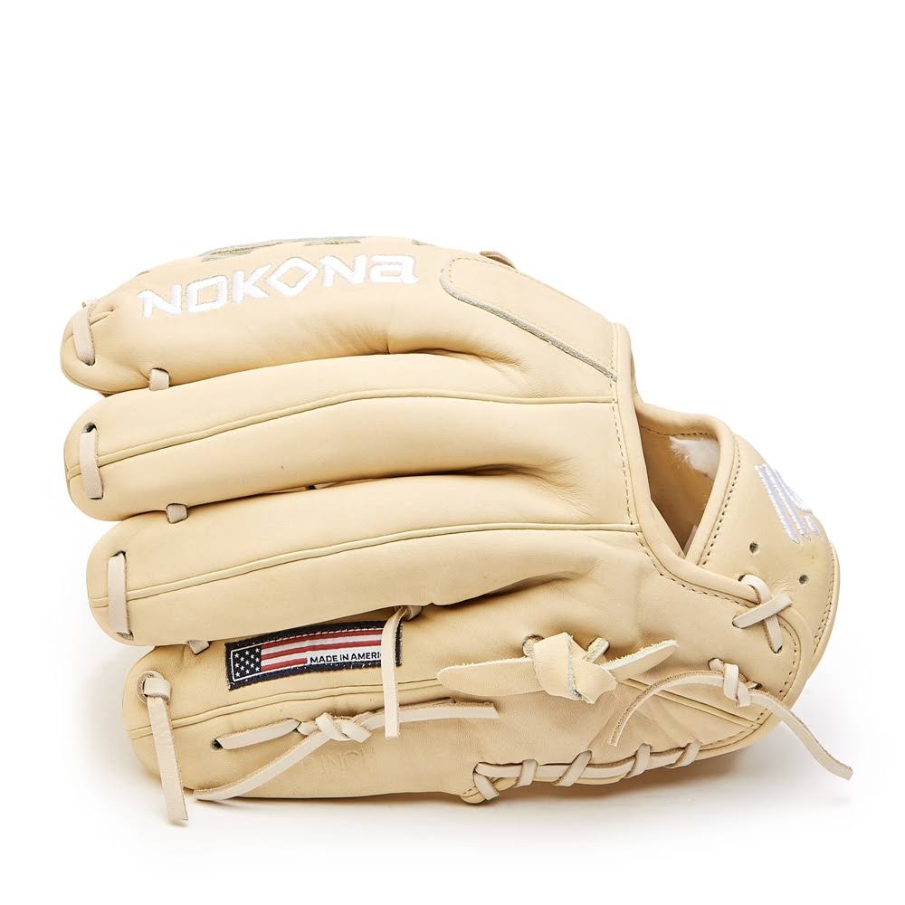 Blonde 12 inch Baseball Glove Y916331