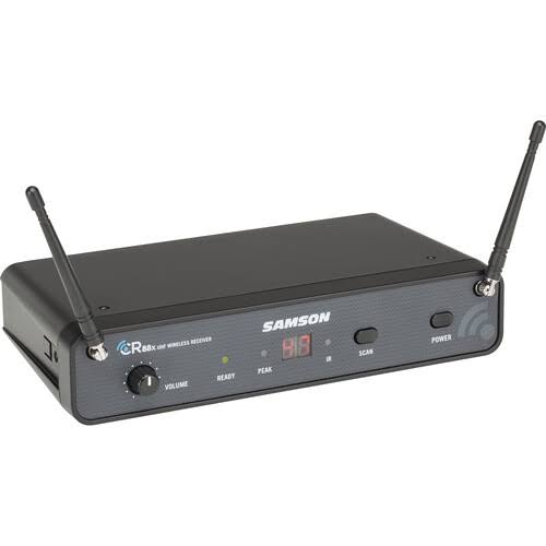 Handheld Wireless Microphone B982