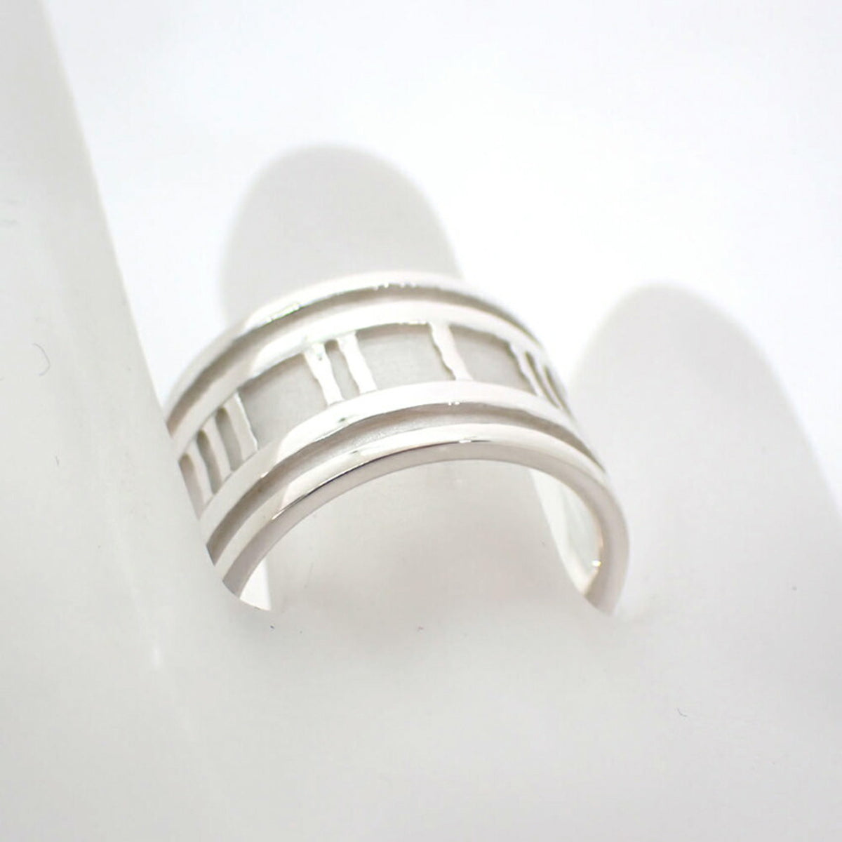 925 Atlas Wide Ring Size 13.5 L62916