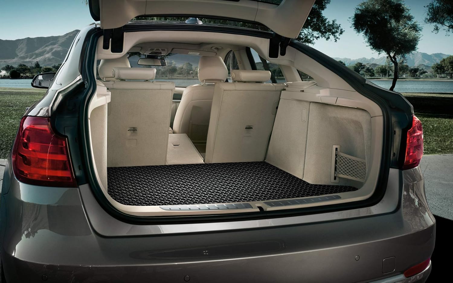 Black Rubber Cargo Mats N841949