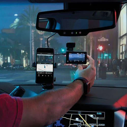 Dual-View Smart Dash Cam P889
